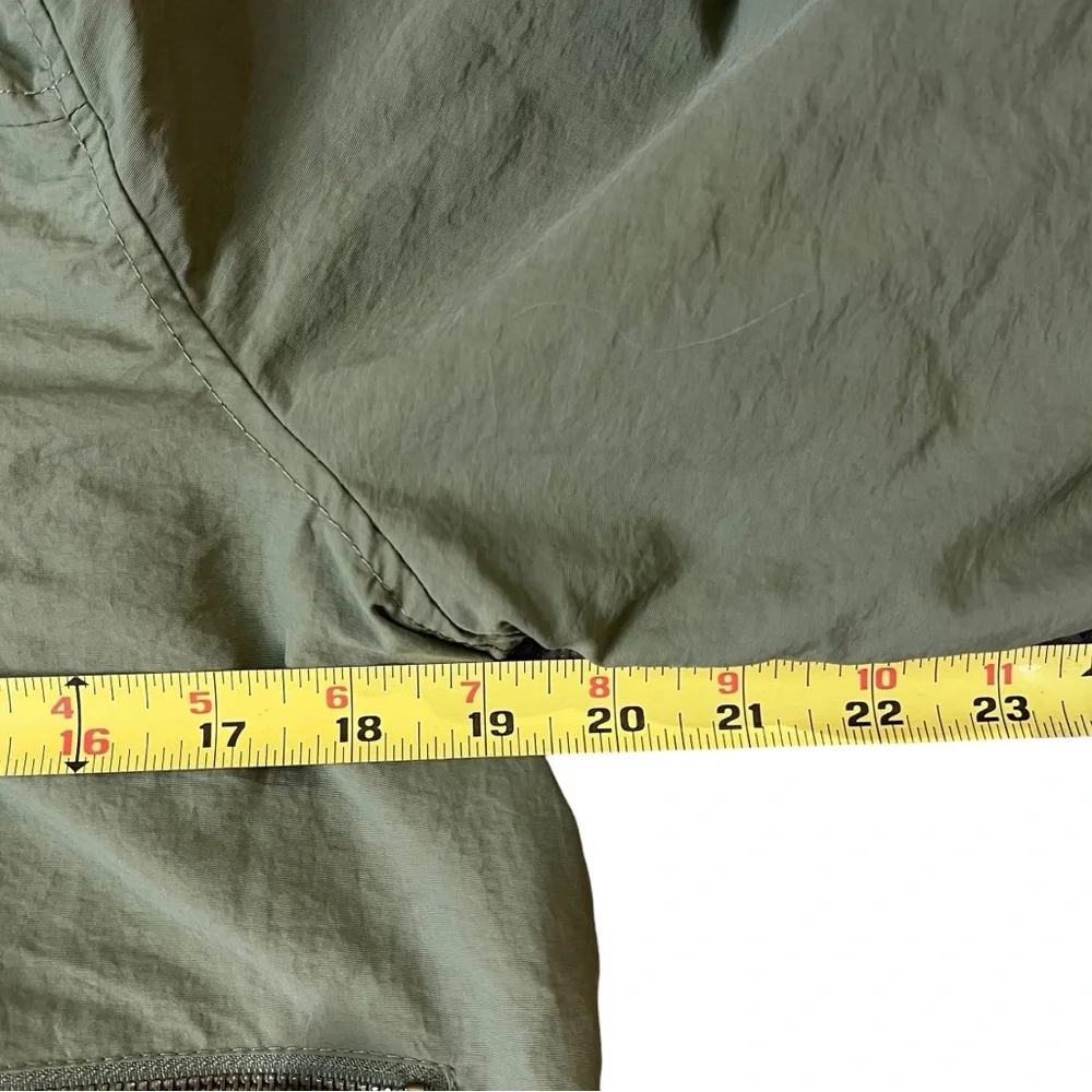 Grungy Olive Green Army Utility Jacket Women's Small - Picture 4 of 7